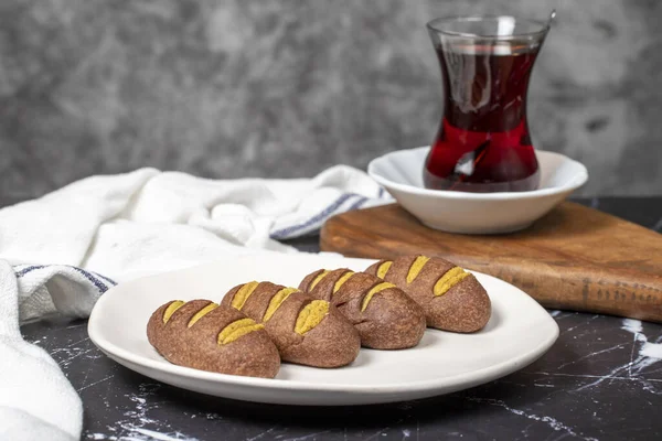 Cookies Med Tahini Och Pistasch Hemmagjorda Cookies Mörk Bakgrund — Stockfoto