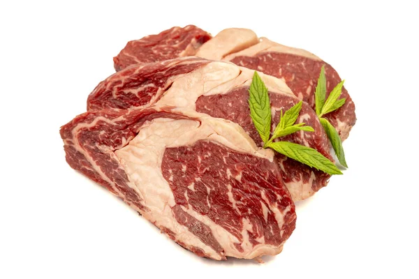 Carne Vitello Entrecote Isolata Fondo Bianco Costoletta Manzo Crudo Bistecca — Foto Stock
