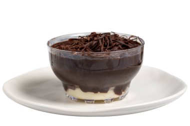 Supangle. Beyaz arka planda izole edilmiş leziz sufle tatlıları. Kapat.