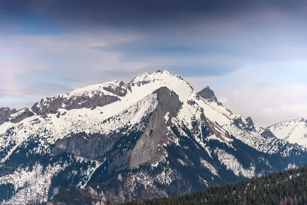 Une Belle Vue Sur Les Tatras Enneigées Rusinowa Polana Pologne — Photo