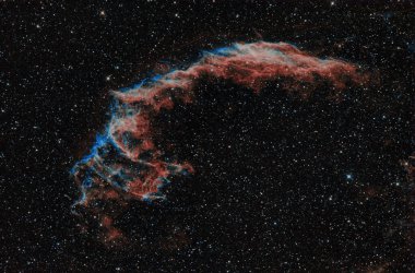 NGC6995 ou la Nbuleuse du voile dans la cosstar du Cygne. en HOO.