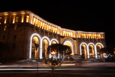 Cumhuriyet Meydanı için Noel, Yerevan - Ermenistan dekore edilmiştir.