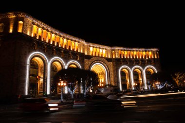 Cumhuriyet Meydanı için Noel, Yerevan - Ermenistan dekore edilmiştir.