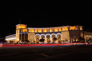 Cumhuriyet Meydanı için Noel, Yerevan - Ermenistan dekore edilmiştir.