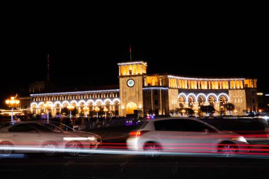 Cumhuriyet Meydanı için Noel, Yerevan - Ermenistan dekore edilmiştir.