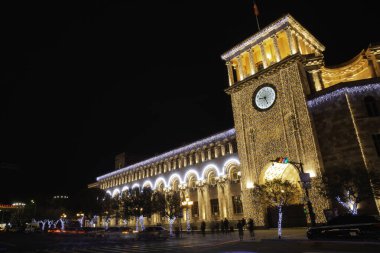 Cumhuriyet Meydanı için Noel, Yerevan - Ermenistan dekore edilmiştir.