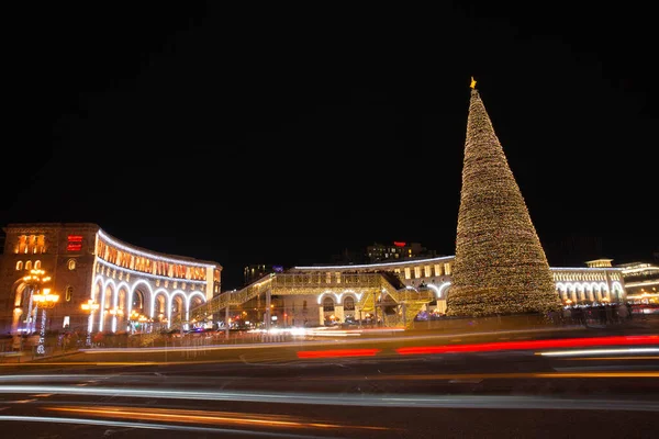 Arbre Nouvel Sur Place République Erevan — Photo