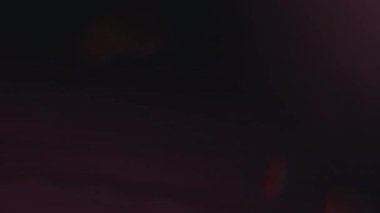 Mercek sızıntısı var.