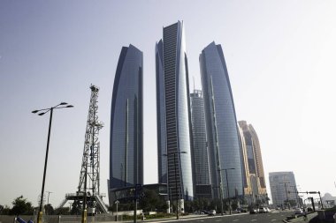 Abu Dabi, Birleşik Arap Emirlikleri. 18 Mart 2024: Abu Dabi Skyline, Birleşik Arap Emirlikleri