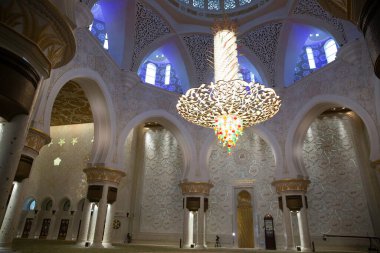 Abu Dabi. BAE - 18 Mart 2024: Shiekh Zayed Camii, Abudhabi