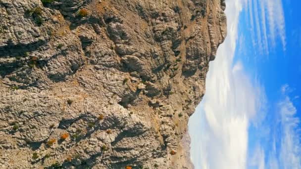 金牛座山脉 土耳其南部的山区综合体值得一看 危险岩层的垂直室外空中拍摄 高质量的4K镜头 — 图库视频影像