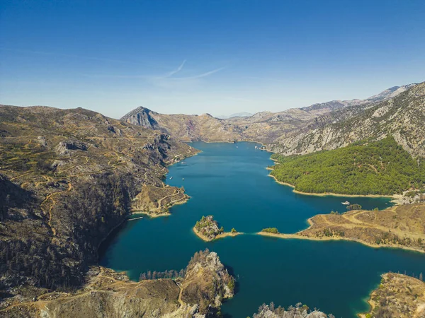 Φυσική Ομορφιά Της Τουρκικής Λίμνης Oymapinar Φαίνεται Από Την Οπτική — Φωτογραφία Αρχείου