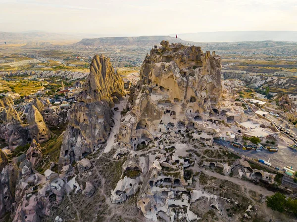 Vista Panorámica Drones Las Formaciones Rocosas Volcánicas Torres Conos Casas —  Fotos de Stock