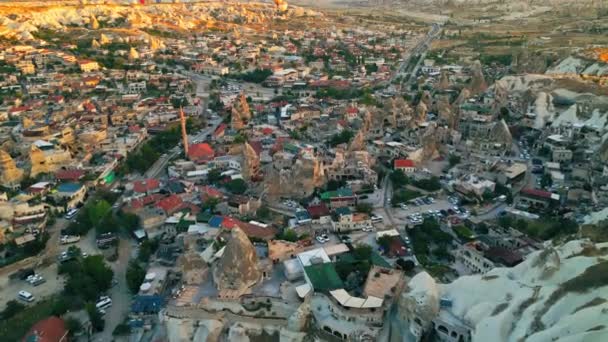 Stoupající Pohled Kappadokii Turecko Nádherná Skalnatá Krajina Jedno Největších Míst — Stock video