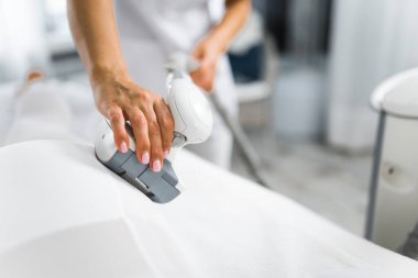 Modern teknolojiyle LPG masajı yapan profesyonel bir müşterimiz var. Kapalı görüş spa merkezi. Yüksek kalite fotoğraf