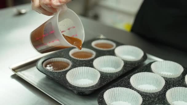 Chocolate Cupcake Batter Unrecognizable Caucasian Pastry Chef Pouring Batter Paper — Stock video