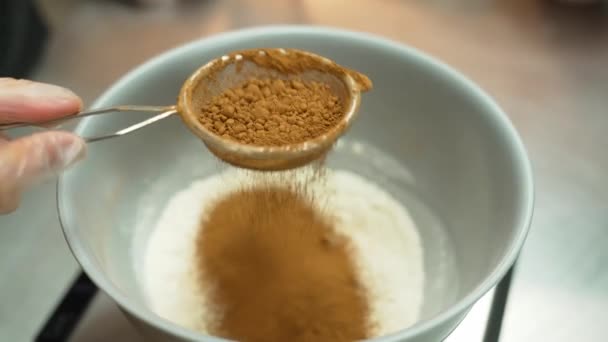 Small Dredger Cocoa Powder Cooking Baking Concept Unrecognizable Pastry Chef — Stockvideo