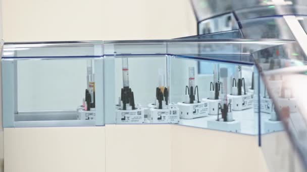 Wide Shot Test Tube Holders Test Tubes Moving Automated Lab — Video Stock