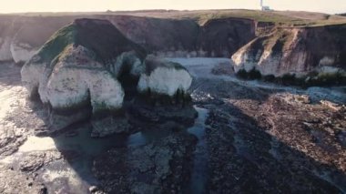 Flamborough Head - Manzaralı Gündoğumu - insansız hava aracı görüntüsü. Yüksek kalite 4k görüntü