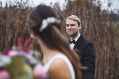 Gelin ve damat düğün fotoğrafçılığı. Yüksek kalite fotoğraf