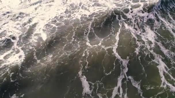 Luchtfoto Van Water Buurt Van Flamborough Head Yorkshire Verenigd Koninkrijk — Stockvideo