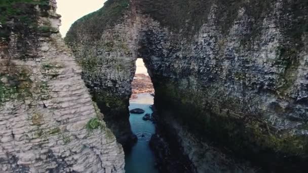 Şaşırtıcı Doğal Deniz Manzarası Konsepti Flamborough Head Beyaz Tebeşir Kayalıkları — Stok video
