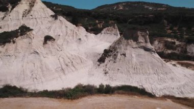 Komolithi, Potamida köyünde doğa koruma alanı, Kissamos, Yunanistan, hava manzaralı. Yüksek kalite 4k görüntü
