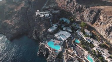 Kalypso Sahili, Pirates Fjord, İHA manzarası, Rethymno, Yunanistan. Yüksek kalite 4k görüntü