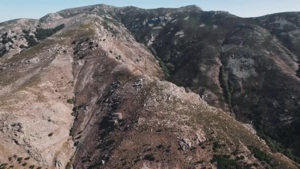 Paisaje Salvaje Impresionante Garganta Topolia Creta Hermosas Colinas Montañas Crudas — Vídeos de Stock