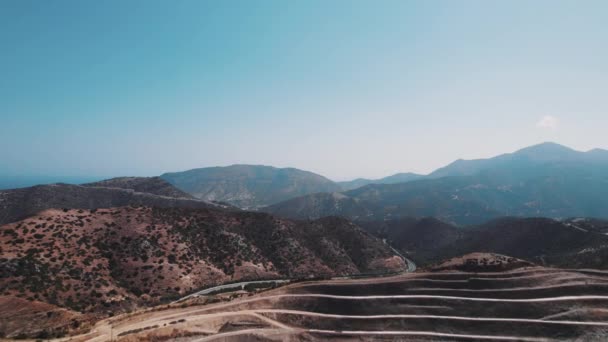 Drohnen Ansicht Einer Mülldeponie Den Bergen Auf Kreta Griechenland Sommerzeit — Stockvideo