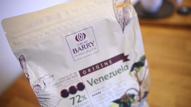 2023 Warsaw Poland Closeup Shot Cocoa Package Venezuela High Quality — Stock Video