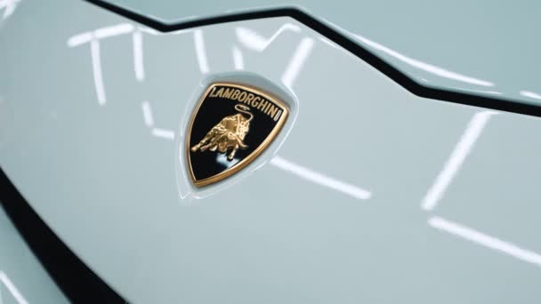2024 Varsóvia Polónia Lamborghini Branco Logotipo Vista Close Marca Fabricante — Vídeo de Stock