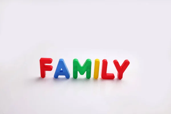 Красный Зеленый Синий Желтый Пластик Игрушки Заглавную Букву Алфавита Семейства — стоковое фото
