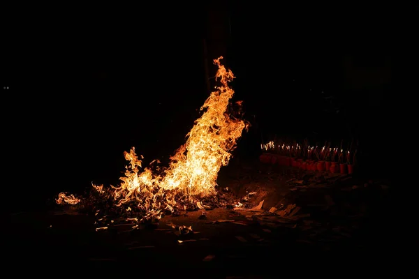 Спалювання Джойстика Палички Вогню Бурштиновий Прах Китайського Фестивалю Голодних Привидів — стокове фото