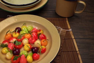 Renkli meyve ve sebze şekilli güzel Tayland tatlı mung fasulyesi Hindistan cevizi sütlü çöl şekeri şekilli tatlı çöl şekeri  