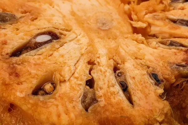 Güneydoğu Asa ahşap elma bael meyvesi Limonya asidissima sert kabuk yarısı et içinde meyve suyu malzemesi 