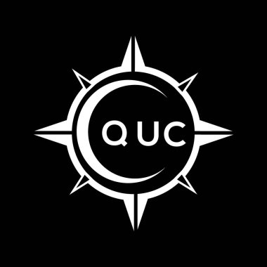 QUC soyut teknoloji çemberi logo tasarımını siyah arkaplan üzerine kuruyor. QUC yaratıcı harflerin baş harfleri logo kavramı.