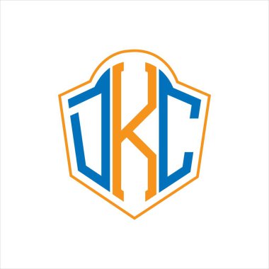 Beyaz arkaplanda DKC soyut monogram kalkan logosu tasarımı. DKC yaratıcı harflerin baş harfleri logosu.