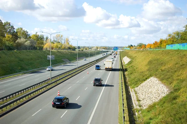 Poznan, Polonya - 9 Ekim 2022 - Polonya A2 otoyolu.