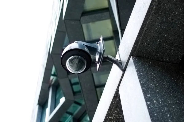Камера Безопасности Современном Здании — стоковое фото
