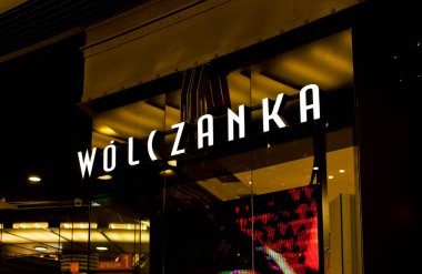 Poznan, Polonya - Aralık 2022: Wolczanka - Polonya 'da büyük bir giyim şirketi.