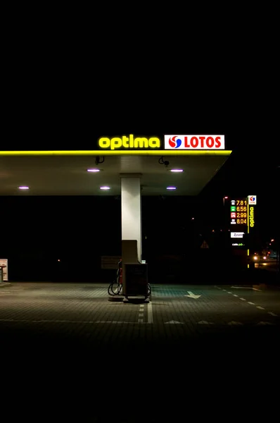 Swarzedz Poland November 2022 Lotos Optima Petrol Station Night — 图库照片