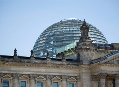 Berlin, Almanya - 13 Temmuz 2023: Berlin 'deki Reichstag binası.