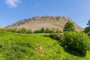 Denbighshire, Clwyd, Galler, İngiltere 'deki Eglwyseg yakınlarındaki manzara.