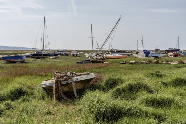 Heswall, Merseyside, İngiltere - 17 Mayıs 2023: Bataklıktaki gemi enkazı