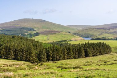 Sulby Reservoir ile Ravensdale yakınlarındaki manzara, Michael, Man Adası