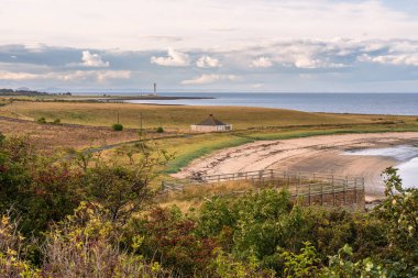 Skateraw Limanı ve plajı, Doğu Lothian, İskoçya, İngiltere