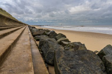 Waxham, Norfolk, İngiltere, İngiltere sahillerinde bulutlu bir gün.