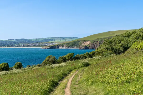 Polkerris ve Menabilly, Cornwall, İngiltere, İngiltere arasındaki kanal kıyıları ve uçurumlar