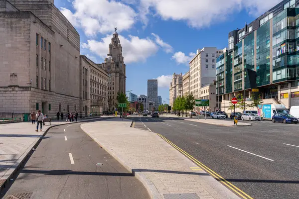 Liverpool, Merseyside, İngiltere - 15 Mayıs 2023: Strand St